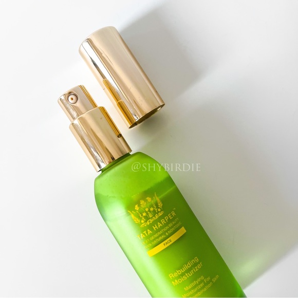Tata Harper Rebuilding Mattifying Moisturizer for Combination / Oily Skin - Picture 3 of 3